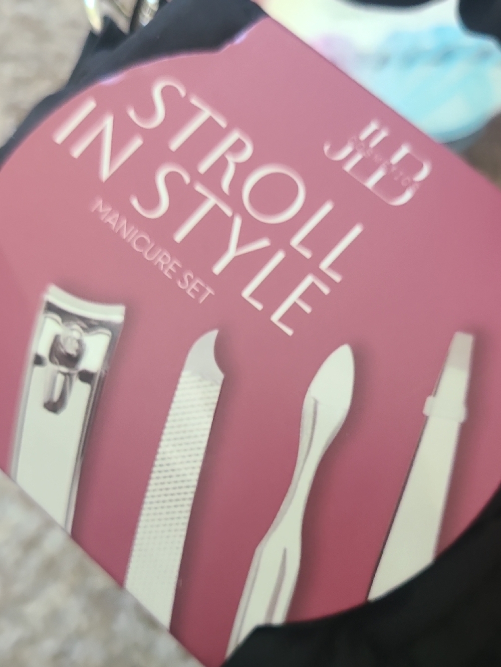 Stroll In Style Manicure Set - Black - Picture 2 of 5